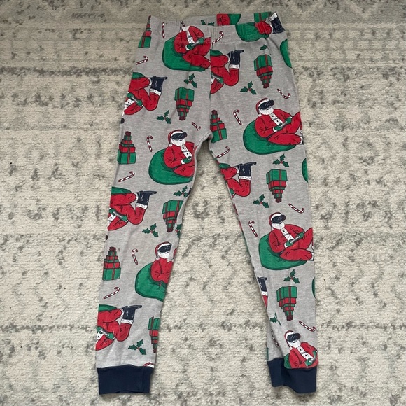 7/$20 | Boys pjs bundle - Picture 4 of 12